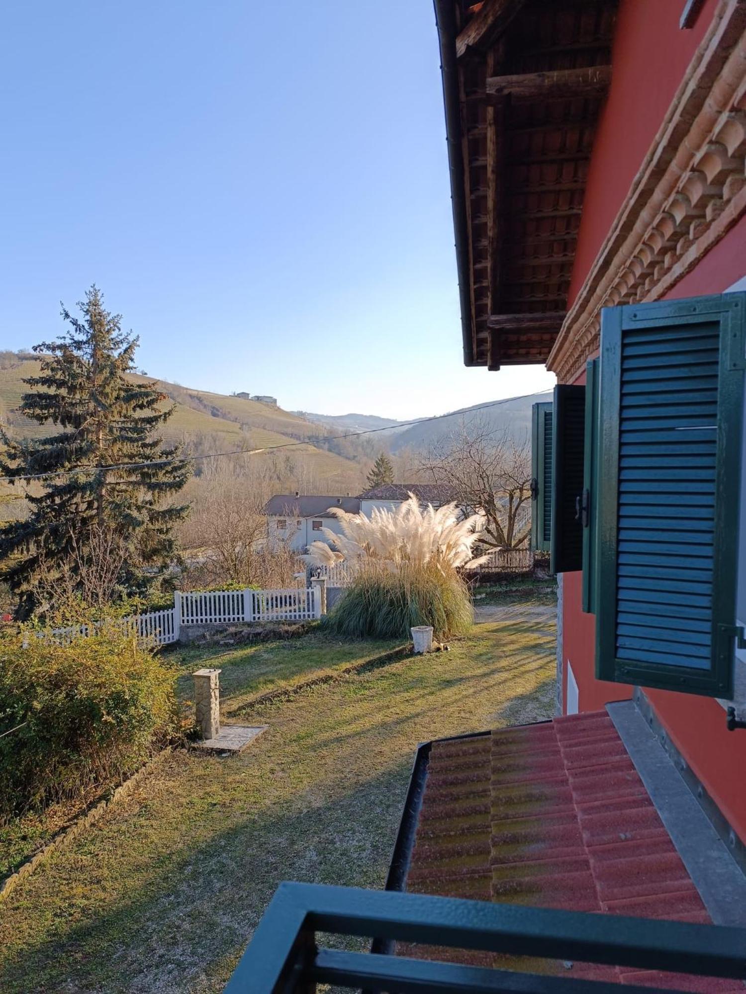 Bricco Nebbiolo Apartment Neviglie Exterior foto